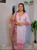 lavender aura Pakistani ensemble